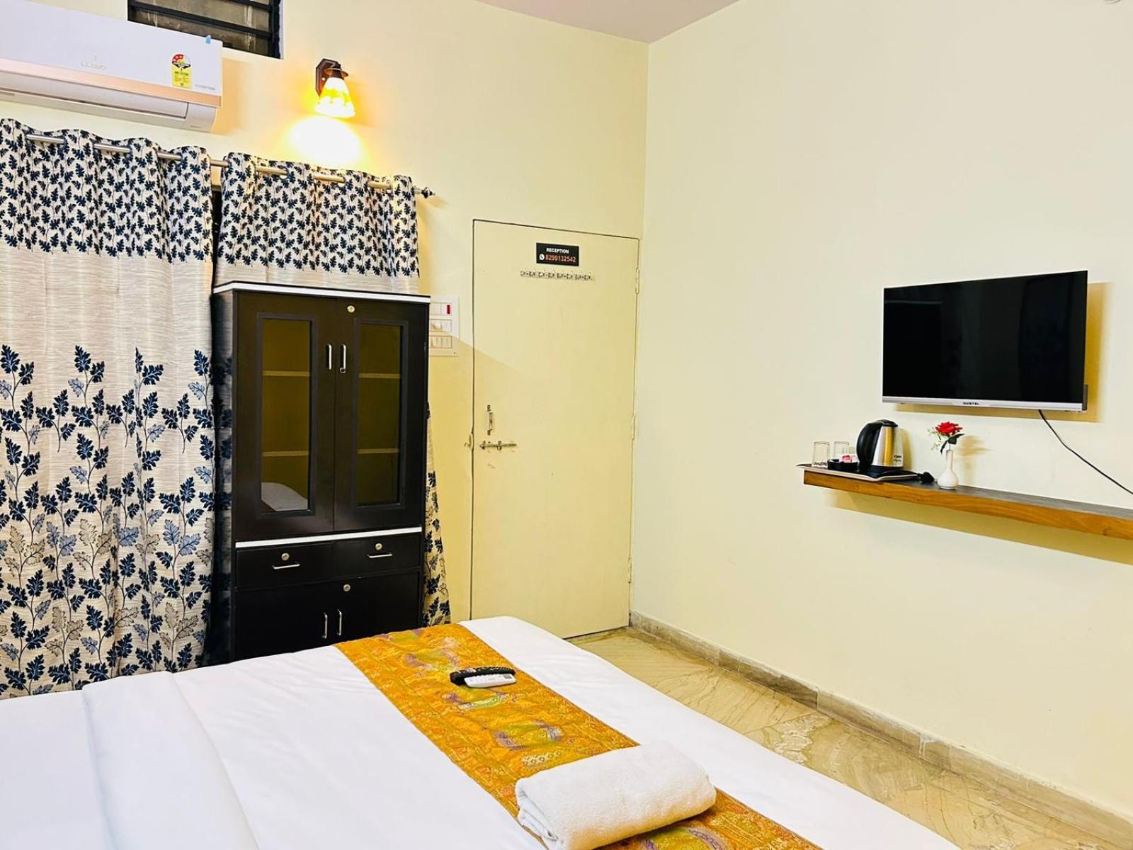 Shankar Vilaas -A Boutique Stay Forigners Choice Near Ghats And Temples 瓦拉纳西 外观 照片