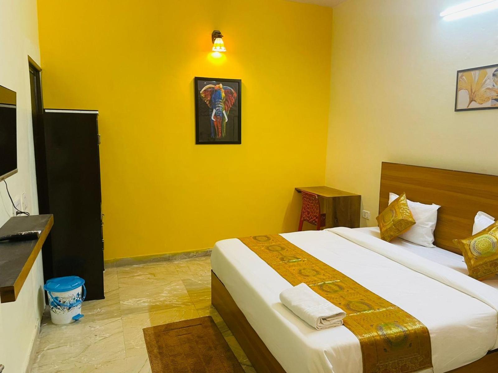Shankar Vilaas -A Boutique Stay Forigners Choice Near Ghats And Temples 瓦拉纳西 外观 照片