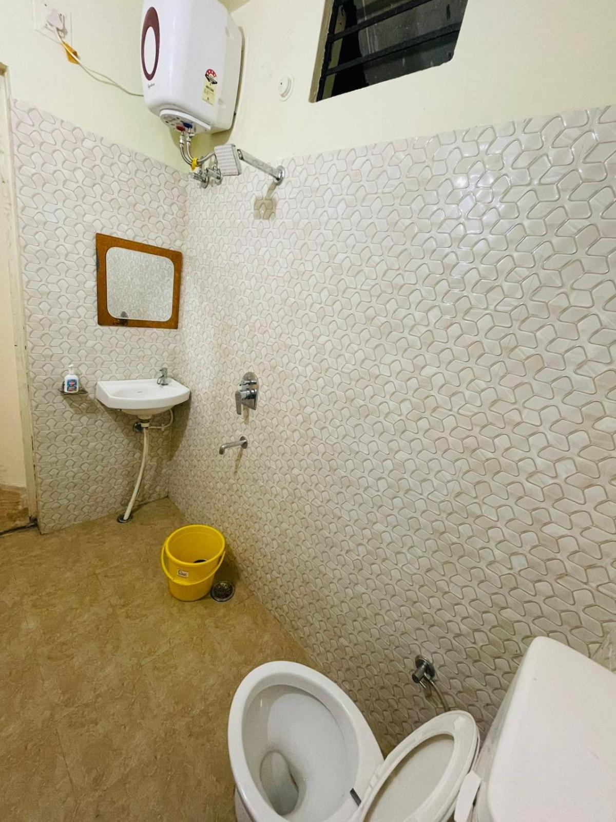 Shankar Vilaas -A Boutique Stay Forigners Choice Near Ghats And Temples 瓦拉纳西 外观 照片
