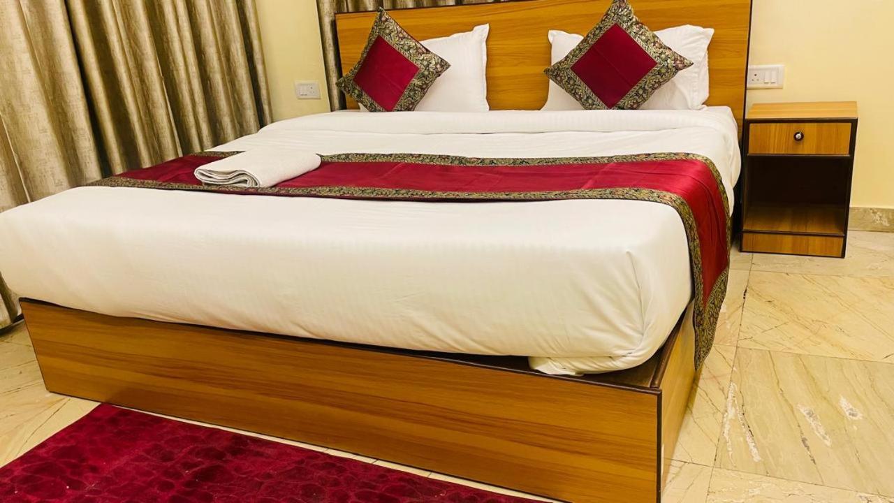 Shankar Vilaas -A Boutique Stay Forigners Choice Near Ghats And Temples 瓦拉纳西 外观 照片