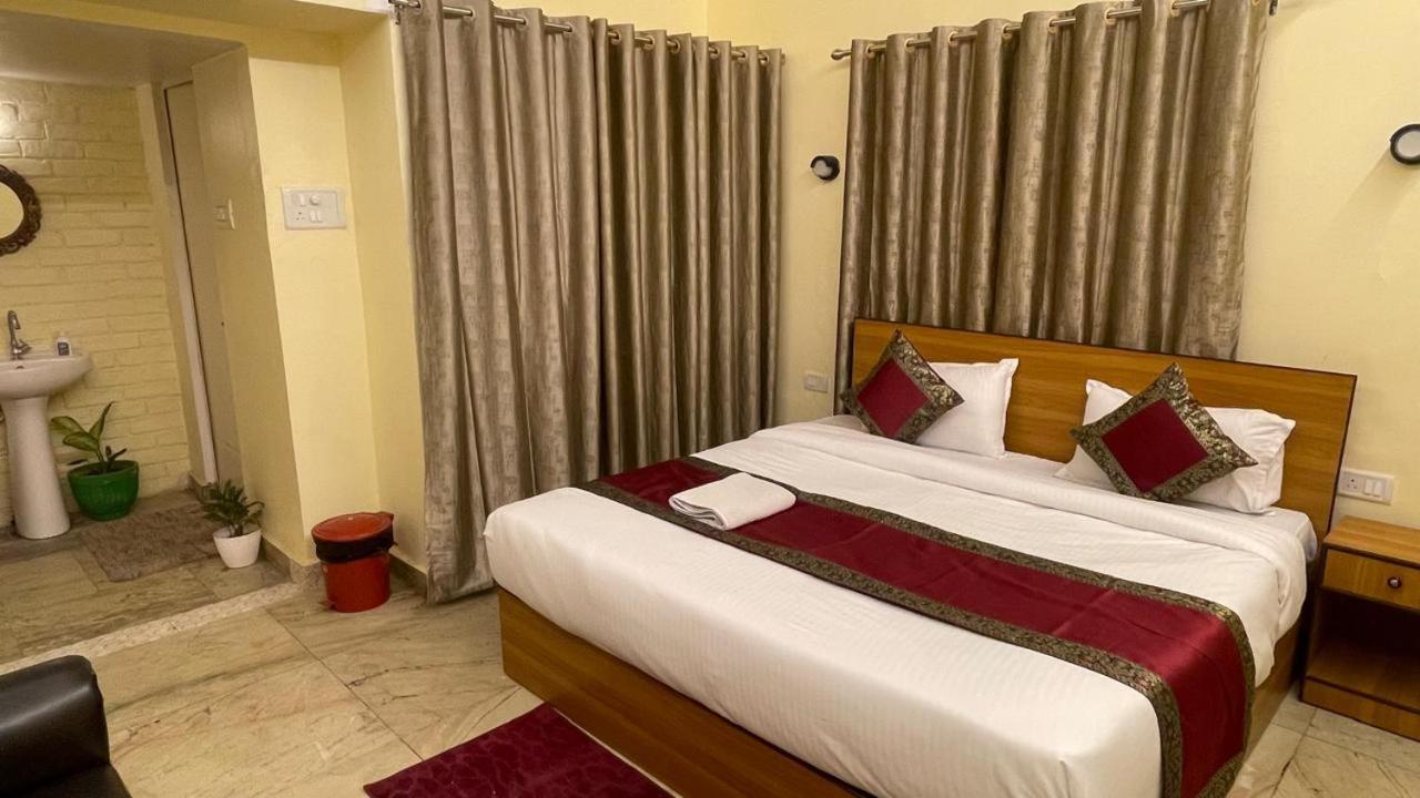 Shankar Vilaas -A Boutique Stay Forigners Choice Near Ghats And Temples 瓦拉纳西 外观 照片
